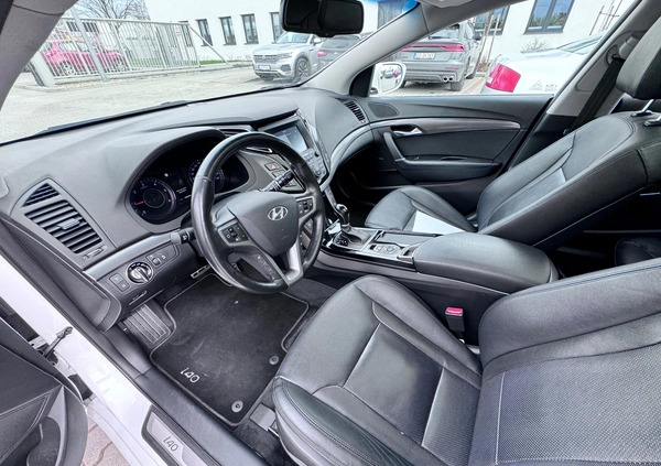 Hyundai i40 cena 59500 przebieg: 148460, rok produkcji 2019 z Chełmża małe 301